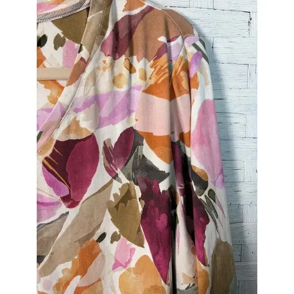 Chicos women’s V-neck T-shirt, floral feminine romantic bohemian plus size - Picture 3 of 9